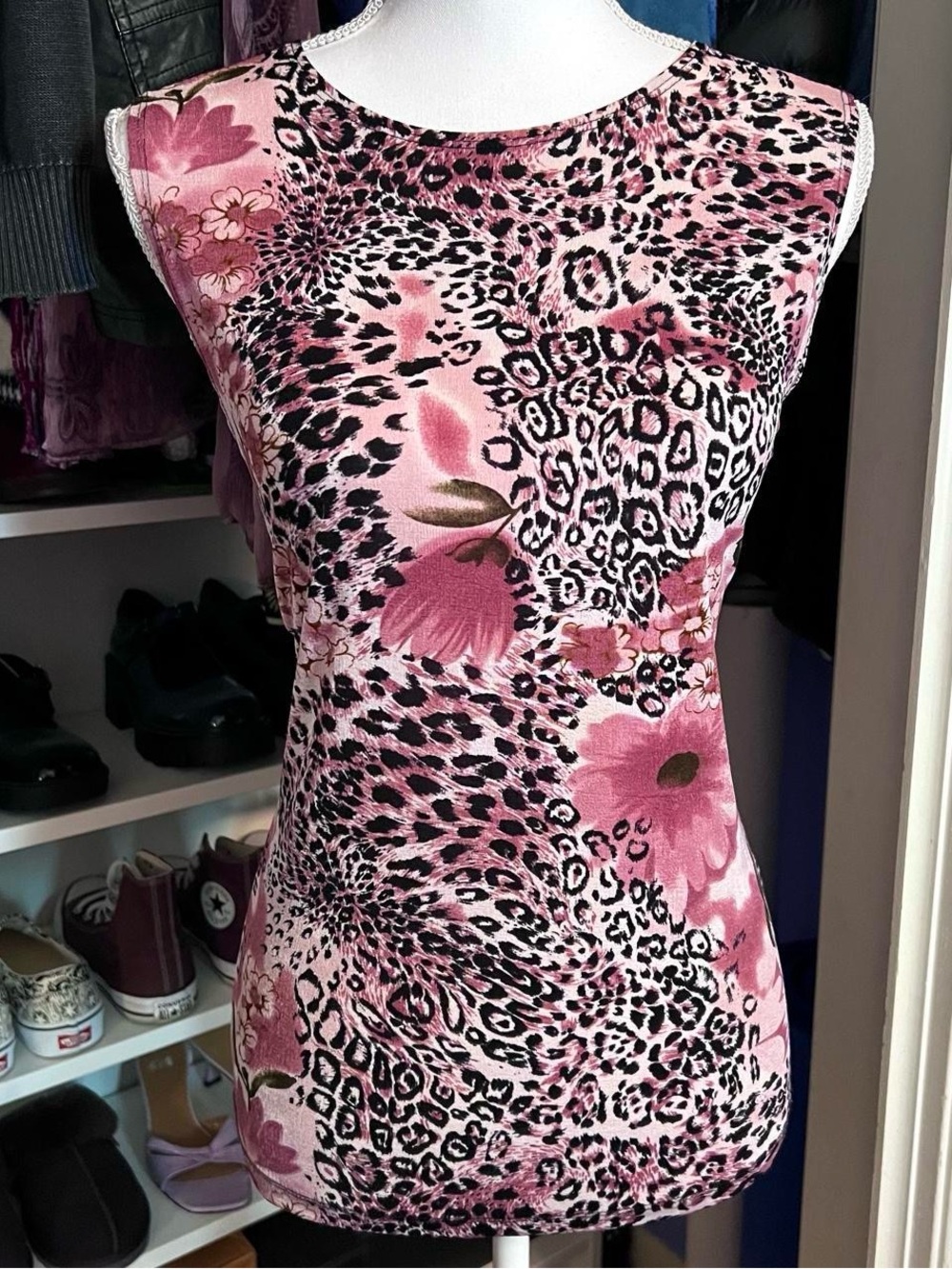 Y2K Pink Leopard Floral Print Fitted Cami Tank Top 2000s
